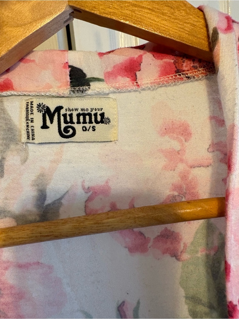 Show Me Your MuMu  Light Pink Floral robe ( needs belt)
